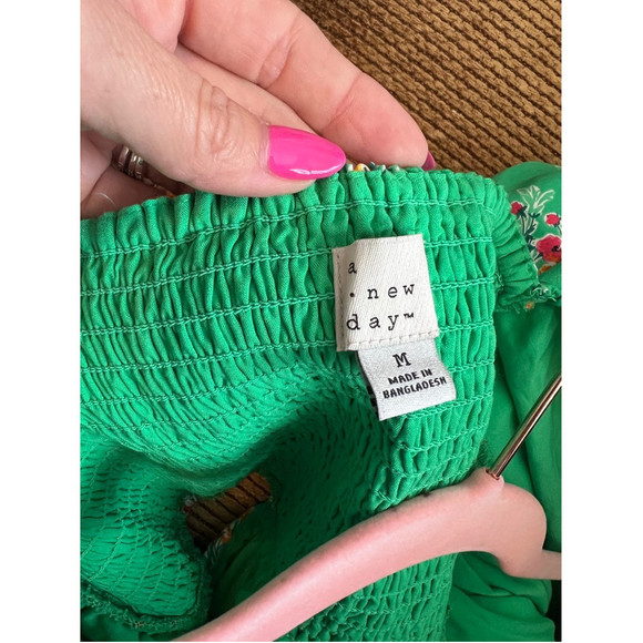 A new day floral print dress size medium - Picture 7 of 9